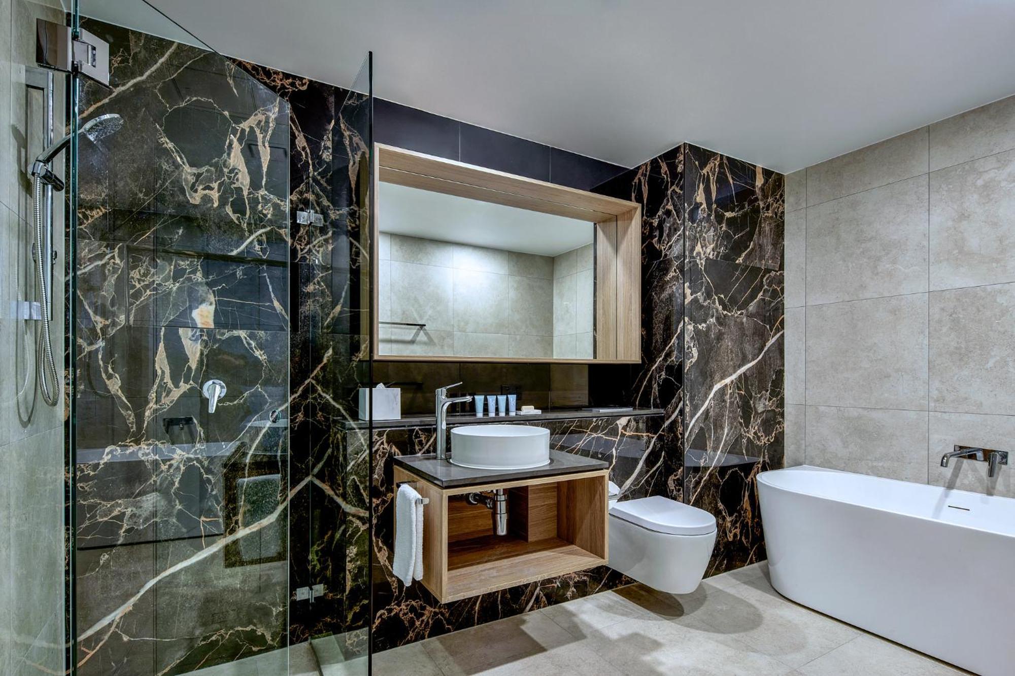 Meriton Suites Liverpool Extérieur photo Bathroom